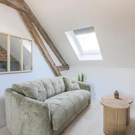 L'escale Elegante Design, Comfort & Quiet